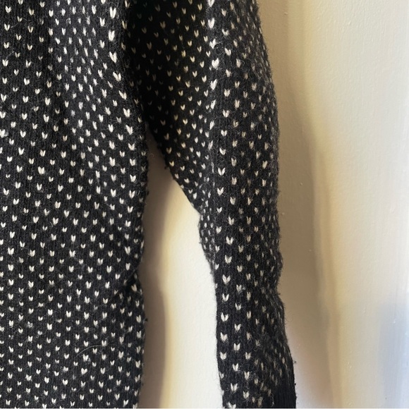 Wool sweater - Picture 2 of 5